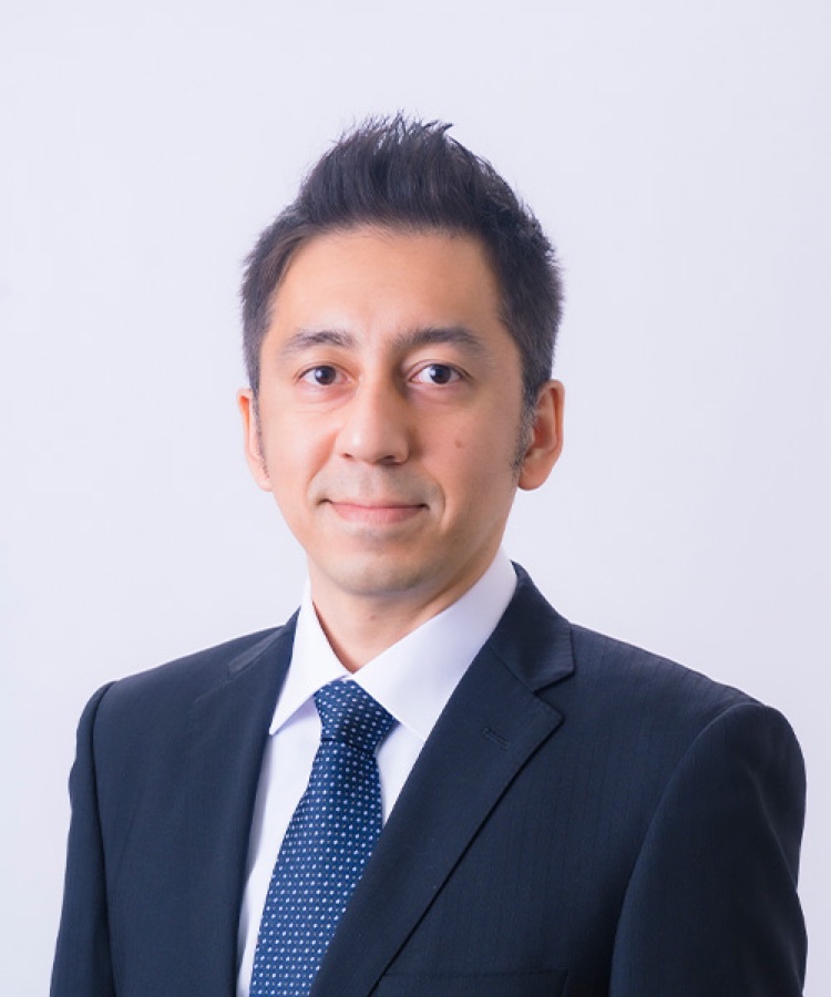 新井イスマイル 氏